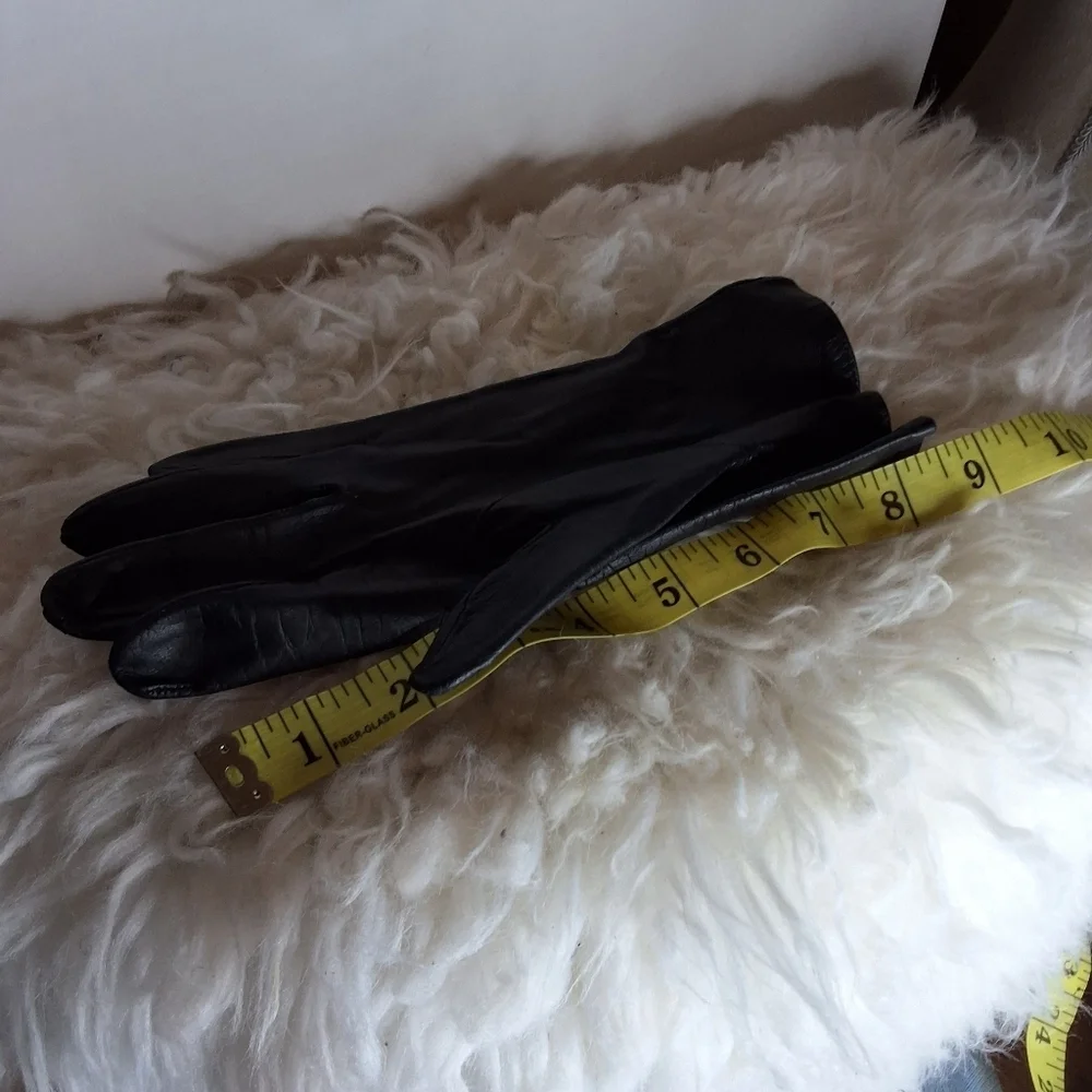 Vintage Art Deco Design Black Leather Mid arm  Gloves M